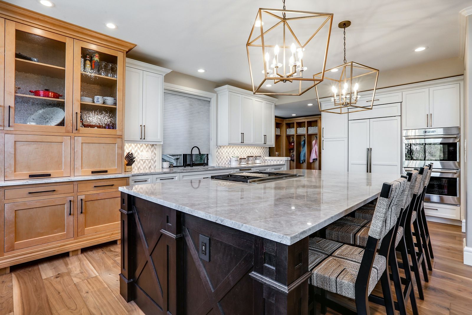 Kitchen countertop installation detail