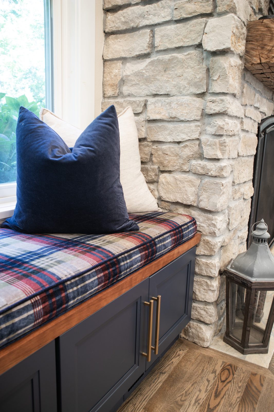 Redmond family room interior detail