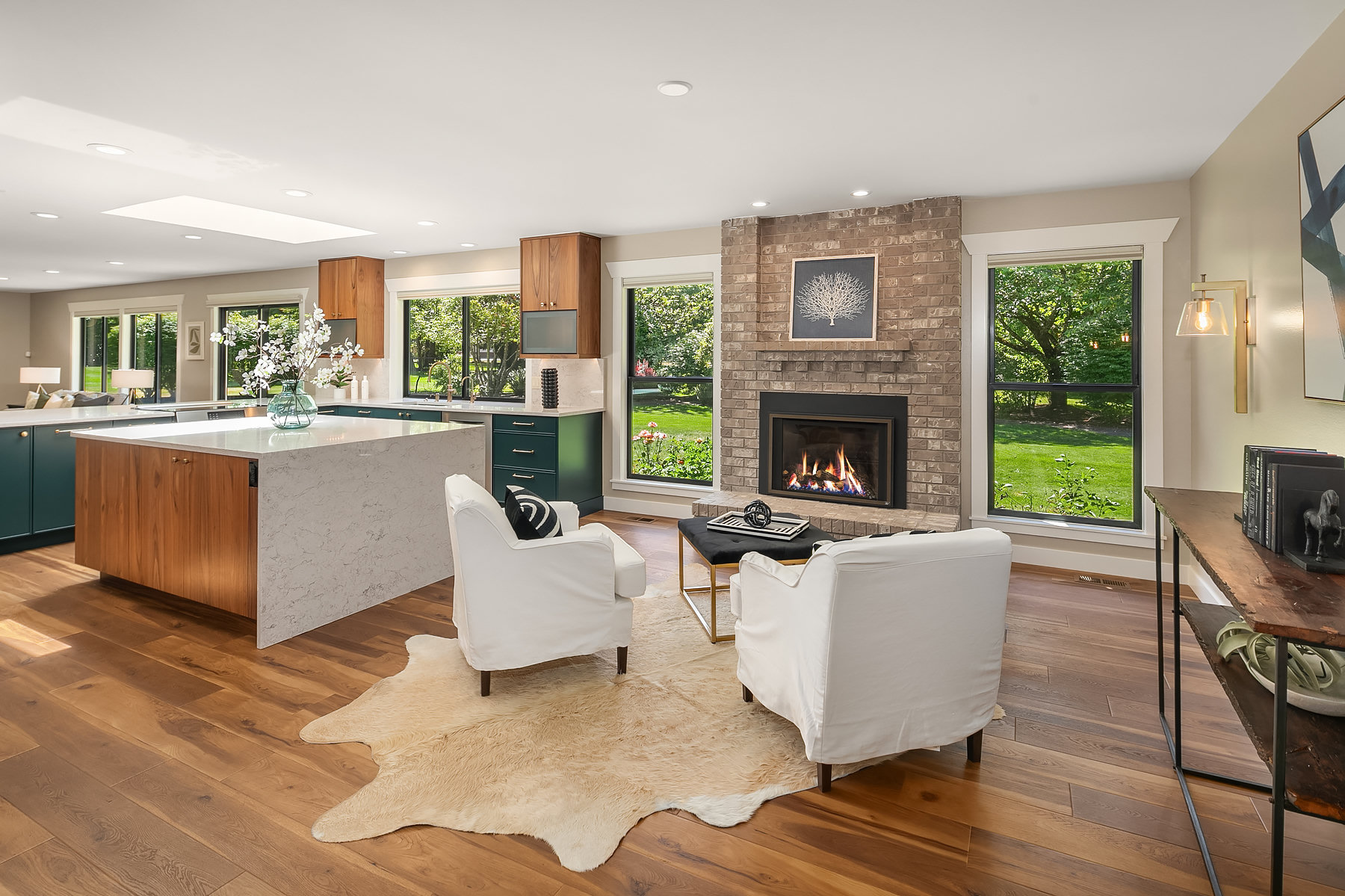 Interior design and styling in a Bellevue living room by Rayna Vogel Interior Design